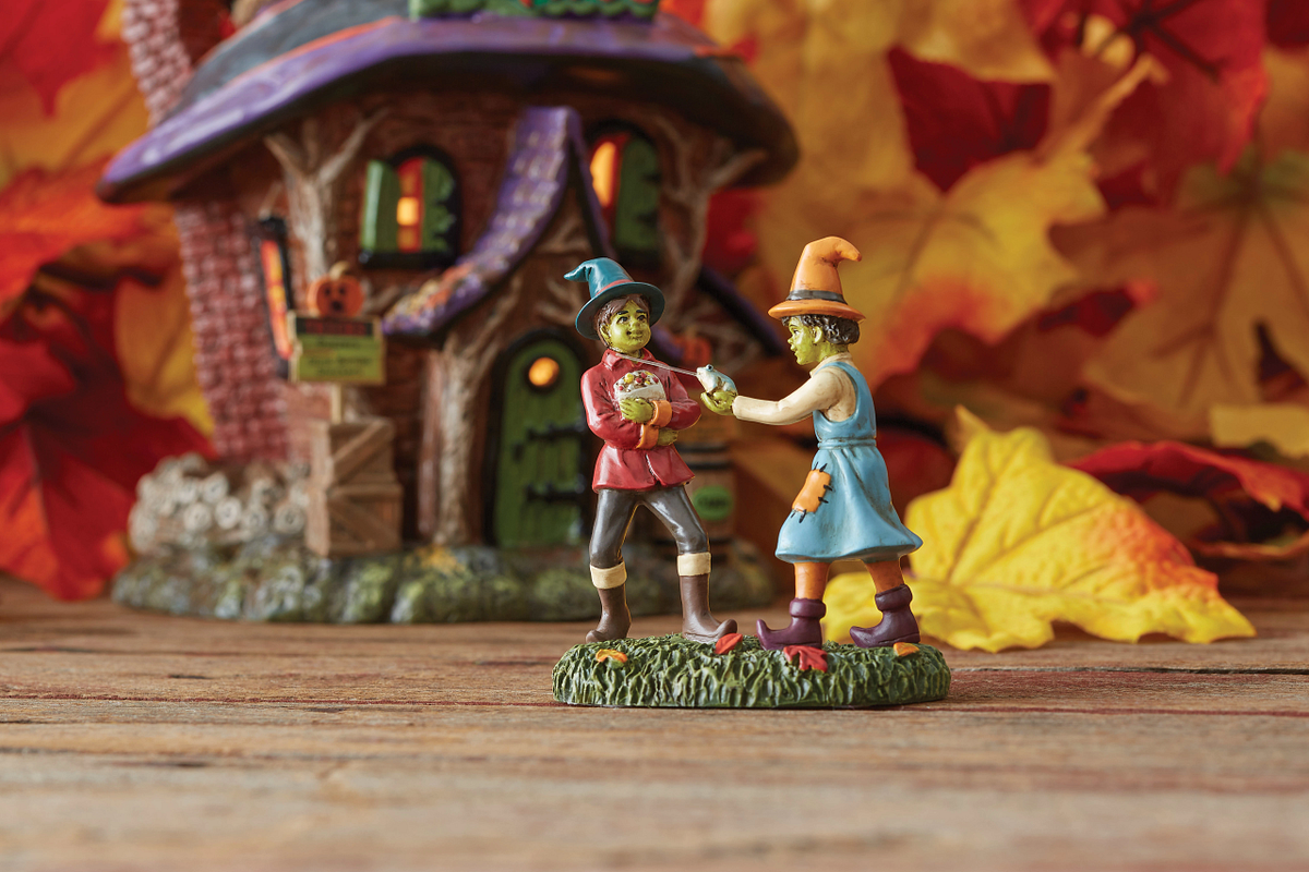 Alice in Wonderland Collectibles from Jim Shore and Department 56