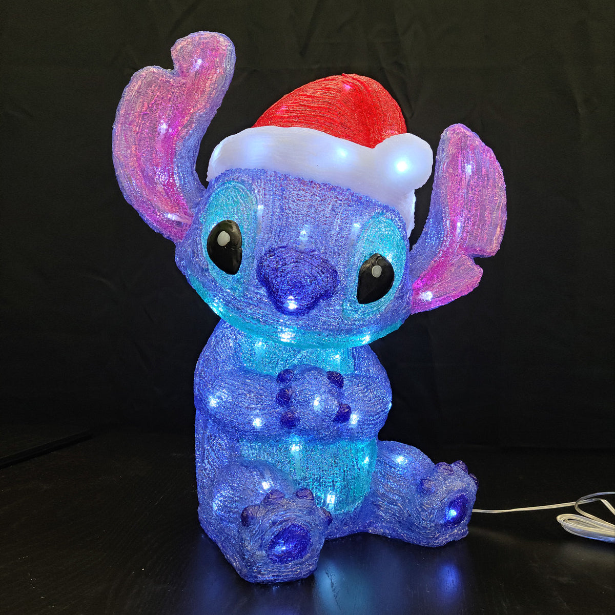 Stitch Acrylic LED Lit Statue Large – William Glen